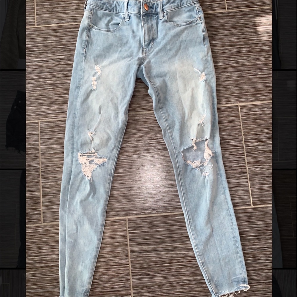 American Eagle light jeans